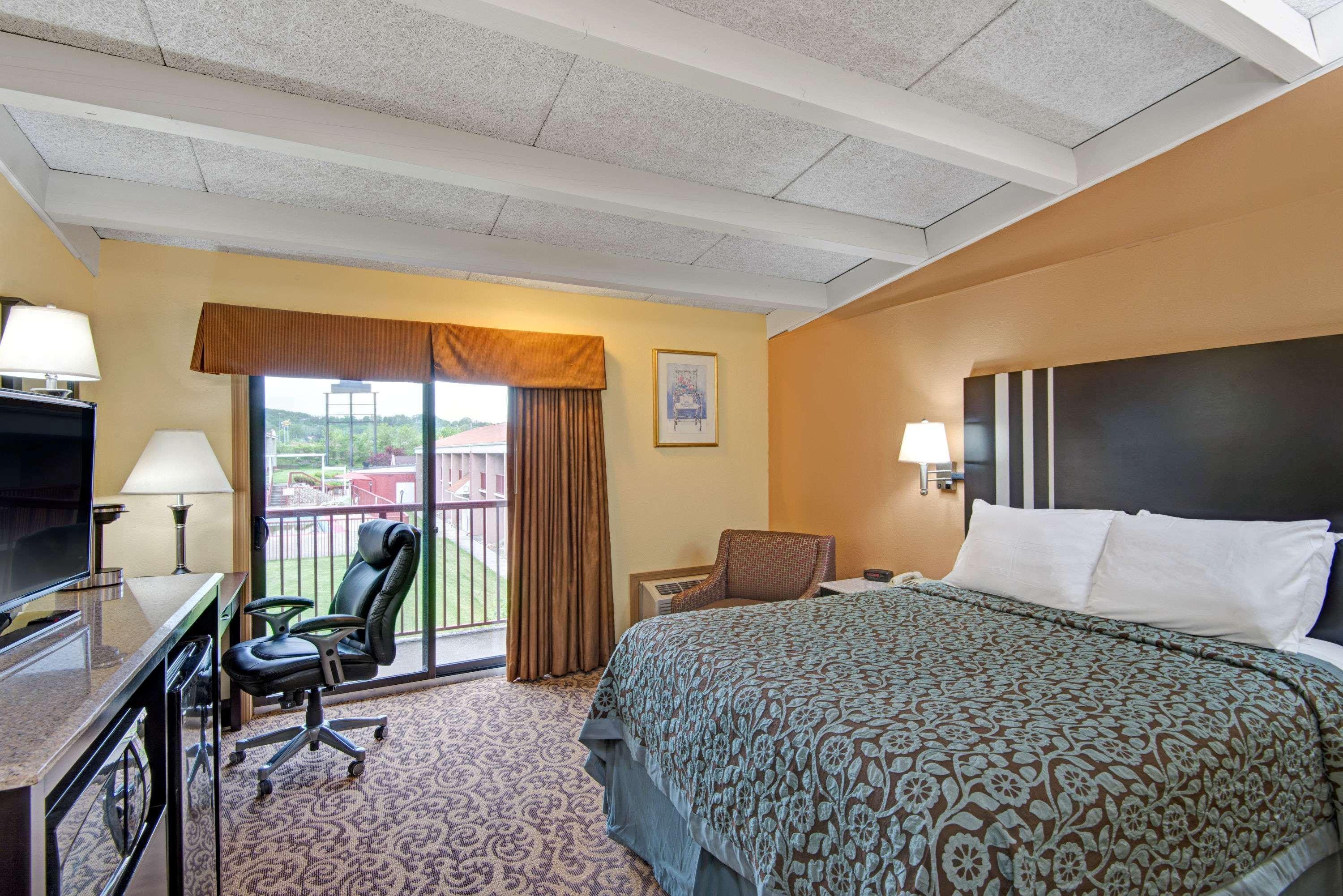 Days Inn By Wyndham Washington Exterior foto