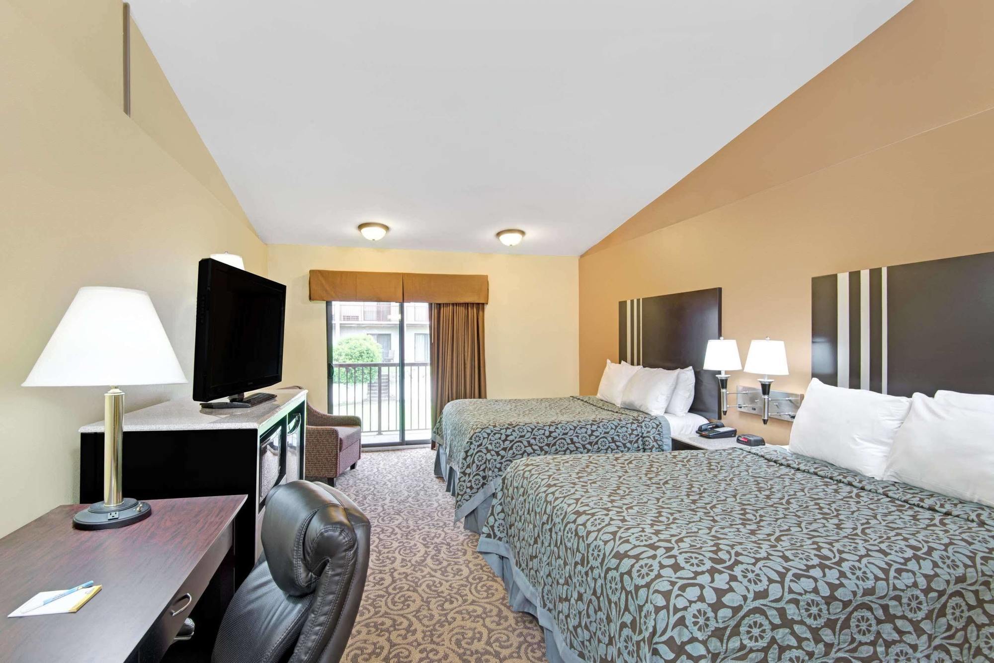 Days Inn By Wyndham Washington Exterior foto